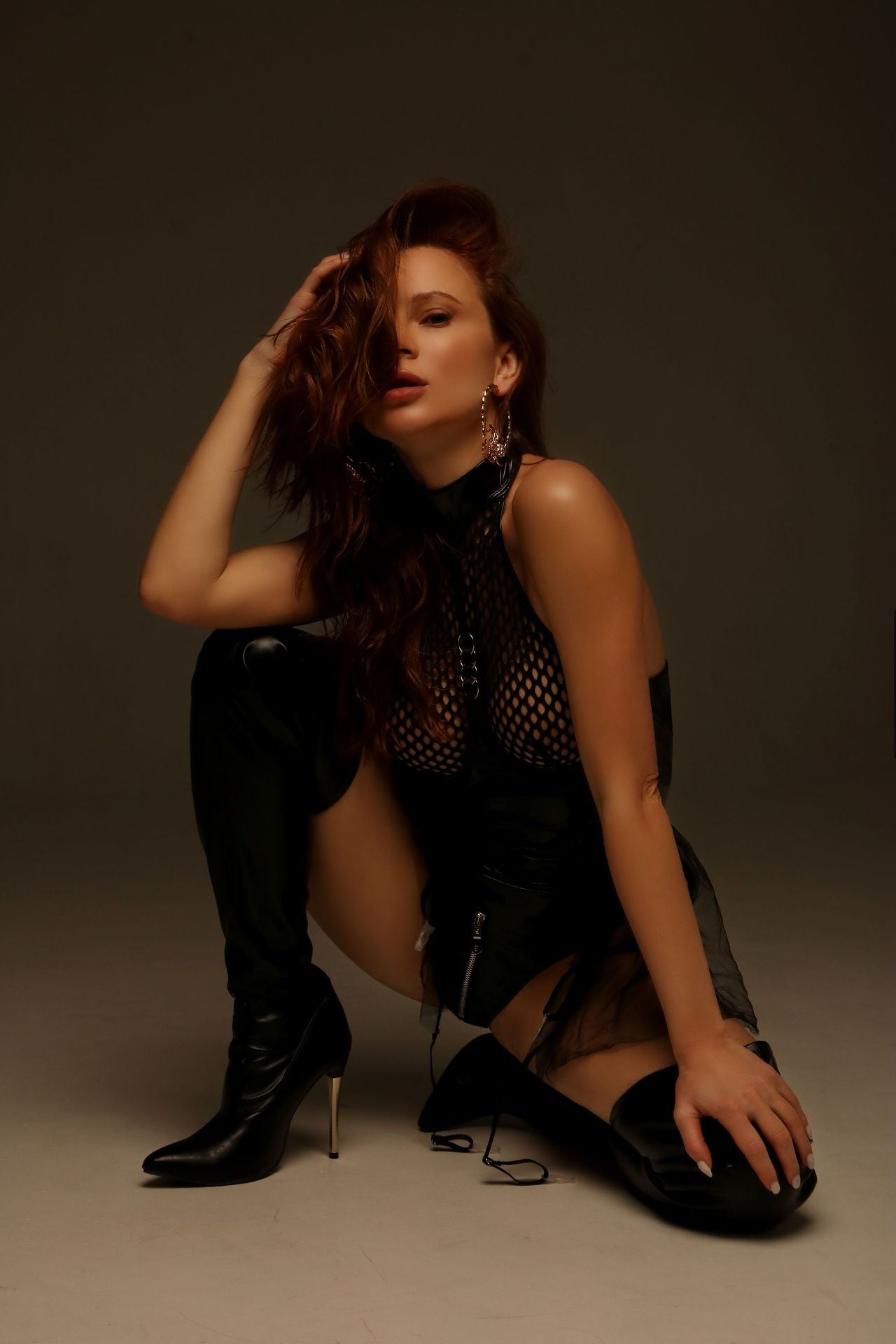 بدلة الجسم القوية من ميدنايت ميش –